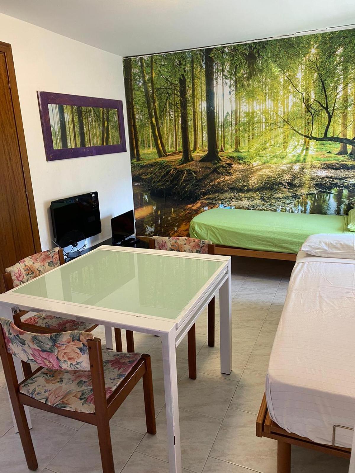 Ferienwohnung Cute Little Flat With View, 20 Mins To Bgy Airport Pradalunga Exterior foto